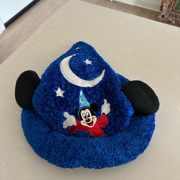 Wizard Mickey Mouse hat! - Picture 2 of 3